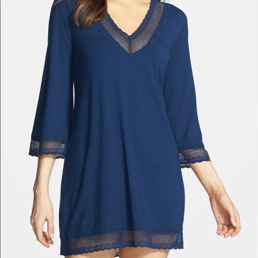 Gisele Quarter sleeve navy tunic